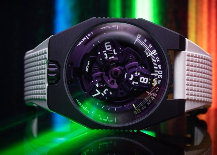 遊走在懷舊與科幻之間的味道，URWERK UR-100V UltraViolet紫光奇俠