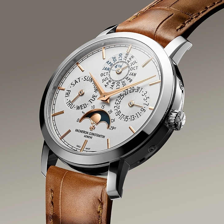 VACHERON CONSTANTIN - TRADITIONNELLE - 4300T/000G-H106 - 回歸完美比例：Vacheron Constantin 江詩丹頓推出全新 36.5mm 超薄萬年曆