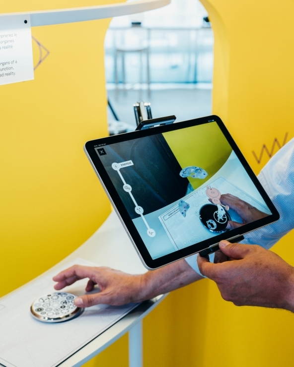 AUDEMARS PIGUET - ROYAL OAK OFFSHORE - 26238CD.OO.1300CD.01 - 《週末亮點:FHH推出線上課程》一般人也能線上學習瑞士製錶技術