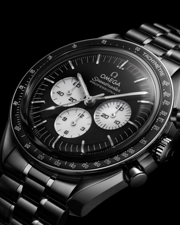 OMEGA - SPEEDMASTER - 310.30.42.50.01.004 - OMEGA反熊貓登月錶正式登場：Moonwatch經典黑白的全新詮釋