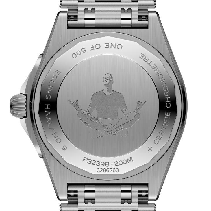 BREITLING - CHRONOMAT - RB01347A1F1S1 - 隕石獨步，征服球場｜BREITLING攜手曼城球星推出Erling Haaland Signature Chronomat限量版