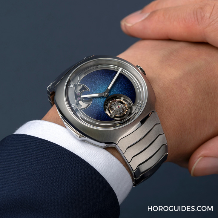 H. MOSER & CIE - STREAMLINER - 6905-1200 - 大明火琺瑯煙燻面加身，亨利慕時三問疾速者三問報時陀飛輪藍色琺瑯概念腕錶奪目登場