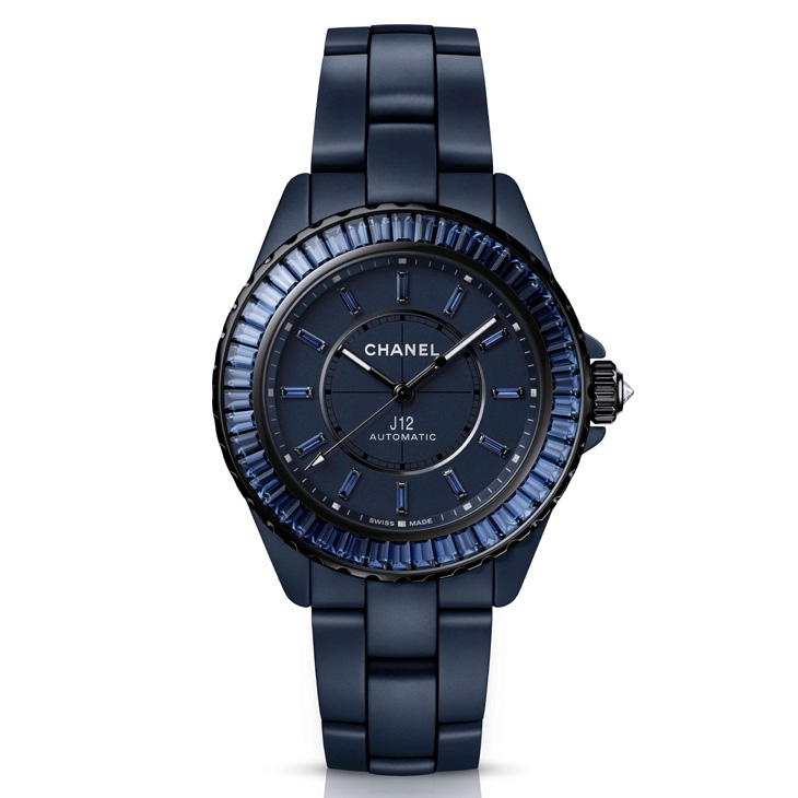 CHANEL - J12 - H9632 - 深邃藍調點亮尖沙咀鐘樓｜CHANEL在港歡慶J12腕錶問世25周年