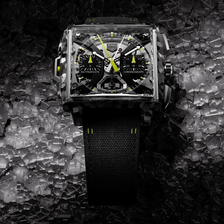 TAG HEUER - MONACO - CBW2185.FC8350 - 嶄新鈦金材質亮相，經典黑白與Gulf藍橙同場現身｜TAG HEUER Monaco三款新錶驚艷登場