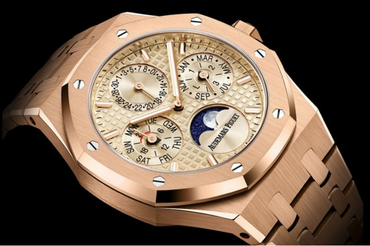 AUDEMARS PIGUET - ROYAL OAK - 26684OR.OO.1356OR.01 - AP萬年曆首見38mm!愛彼推出Royal Oak及Code 11.59系列三款38mm萬年曆新錶,同步升級新機芯