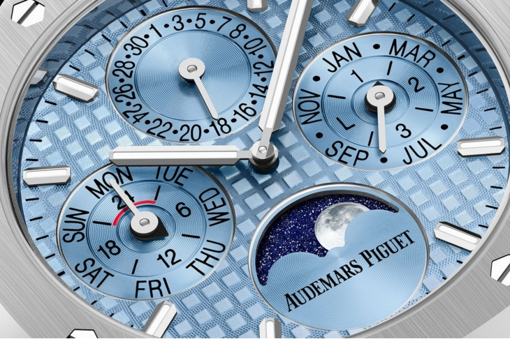 AUDEMARS PIGUET - ROYAL OAK - 26684OR.OO.1356OR.01 - AP萬年曆首見38mm!愛彼推出Royal Oak及Code 11.59系列三款38mm萬年曆新錶,同步升級新機芯