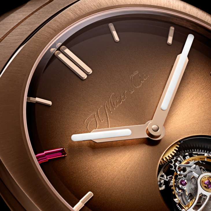 H. MOSER & CIE - STREAMLINER - 6805-0411 - 甜蜜優雅的疾速聯乘！H. MOSER & CIE.攜手Pierre Gasly推出Streamliner陀飛輪朱古力煙燻色限量版