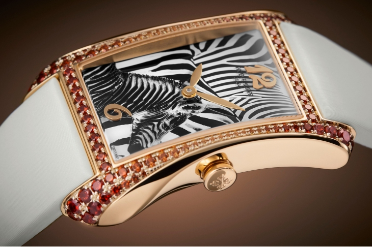 PATEK PHILIPPE - GONDOLO - 4962/200R-010 - 珍藝斑馬,躍現藍寶石雕刻錶面|百達翡麗Gondolo Serata "Zebra" Ref. 4962/200R-010腕錶
