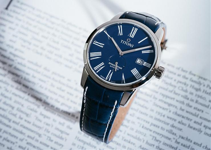 看對眼就心動的TITONI藍面Spacestar