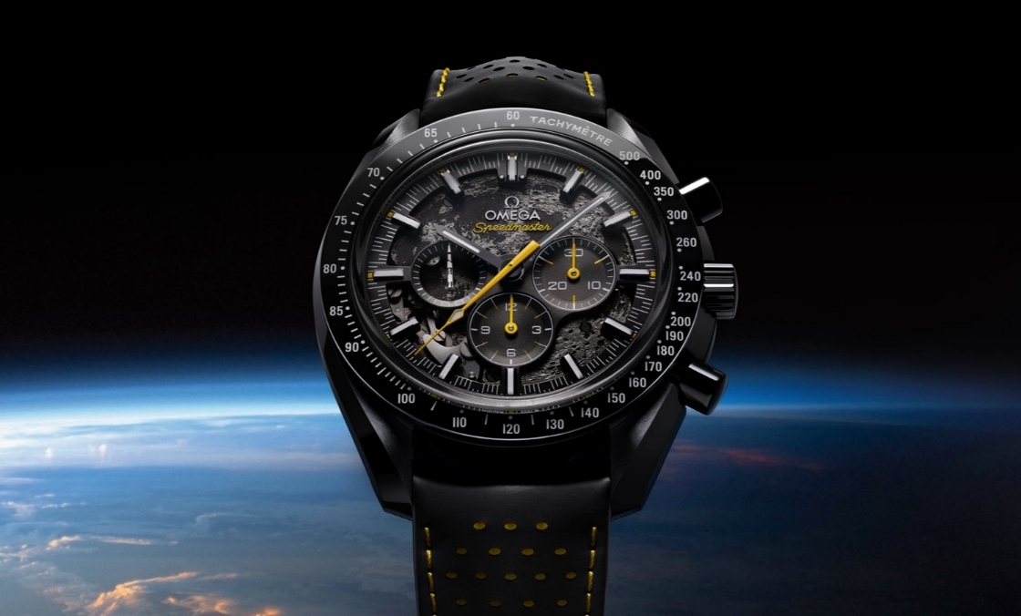 OMEGA - SPEEDMASTER - 310.92.44.50.01.001 - 月球暗面翻新、加裝火箭指針｜OMEGA新款Speedmaster Dark Side of the Moon登場