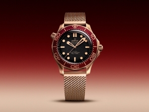 全新OMEGA Seamaster Diver 300M酒紅圈，復古青銅金質感再升級