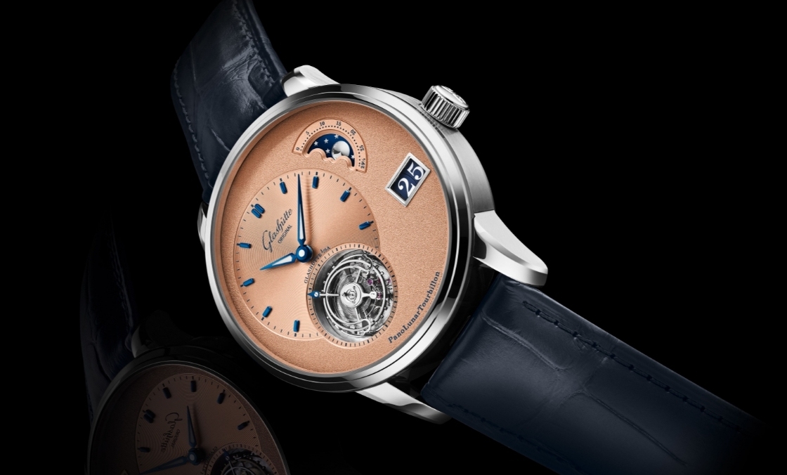 GLASHÜTTE ORIGINAL - PANO - 1-93-03-01-03-61 - 源自赭紅鐵色，格拉蘇蒂原創鉑金限量版PanoLunar Tourbillon，揭幕嶄新錶盤工坊