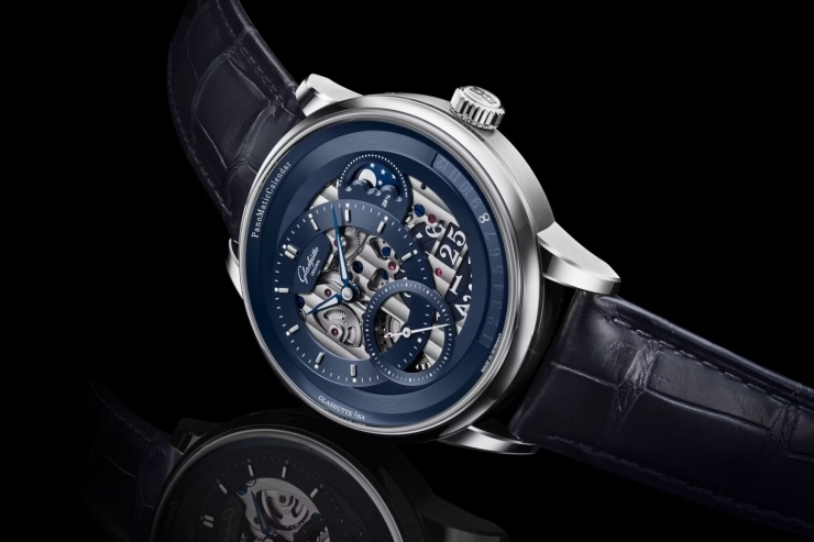 GLASHÜTTE ORIGINAL - PANO - 1-92-11-01-03-61 - 格拉蘇蒂原創再創經典，全新PanoMaticCalendar 偏心年曆「晨曦藍」鏤空腕錶登場