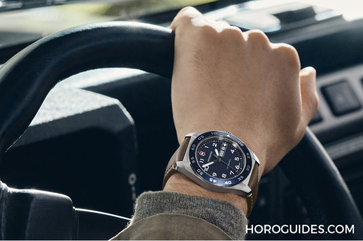 VICTORINOX - SWISS ARMY - 242040 - VICTORINOX 全新Swiss Army系列 都會探險家進化登場