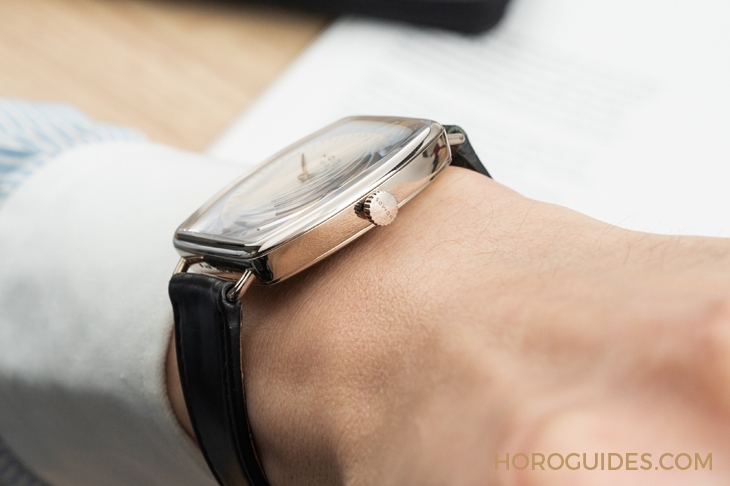 NOMOS - GOLDEN - 920 - NOMOS Lux白金腕錶,一種讓人意猶未盡的氣質美學