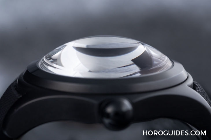 CORUM - BUBBLE - L082/04270 - 大膽狂放！泡泡裡的幽冥綠光｜Corum Bubble X Ray自動腕錶