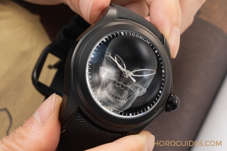 CORUM - BUBBLE - L082/04270 - 大膽狂放！泡泡裡的幽冥綠光｜Corum Bubble X Ray自動腕錶