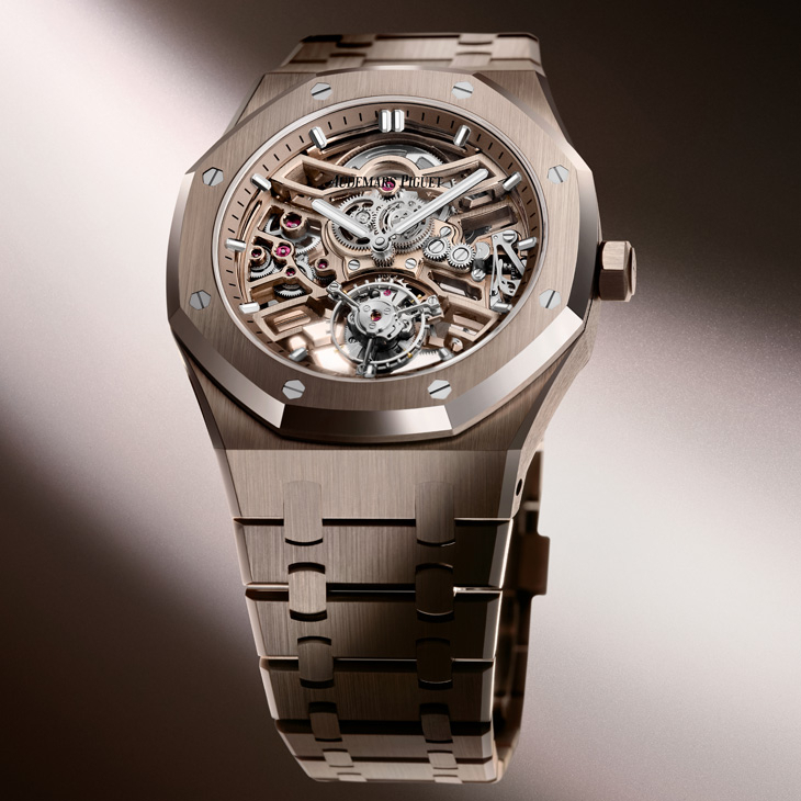 AUDEMARS PIGUET - ROYAL OAK - 77450BA.GG.1361BA.01 - 擁抱經典工藝也探索創新技術，看愛彼AP如何玩轉貴金屬的多重魅力｜2024年新作精選