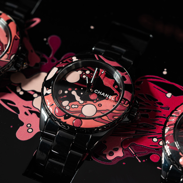 CHANEL - J12 - （Mademoiselle J12 Blush Caliber 12.1機芯38毫米腕錶） - 以粉紅色調為腕錶上妝：CHANEL BLUSH限定腕錶系列，彩妝美學與高級製錶的交會