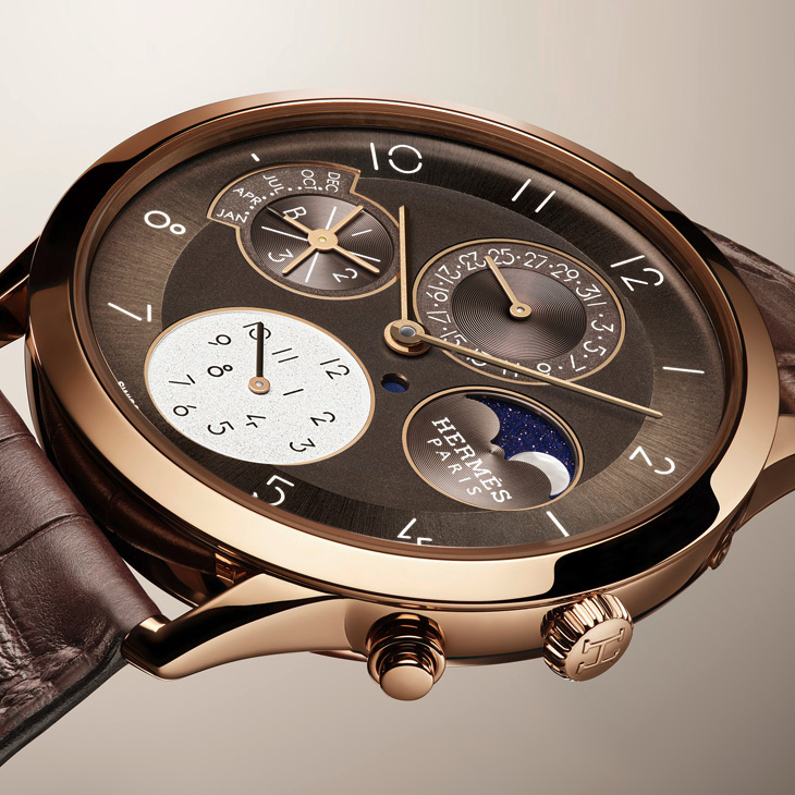 HERMES - Slim dʼHermès - W041406WW00 - 玫瑰金棕面,Hermès Slim d’Hermès Quantième Perpétuel萬年曆腕錶延伸新作亮相