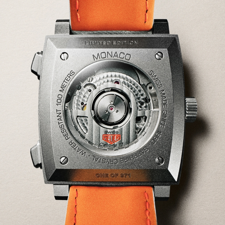 TAG HEUER - MONACO - CBW2185.FC8350 - 嶄新鈦金材質亮相，經典黑白與Gulf藍橙同場現身｜TAG HEUER Monaco三款新錶驚艷登場