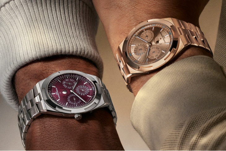 VACHERON CONSTANTIN - OVERSEAS - 4300V/220G-H151 - 驚喜新色雙雙上陣！江詩丹頓Overseas超薄萬年曆推出全粉紅金款及白金勃艮第紅面新款